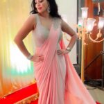 Maryam Zakaria Instagram - Pink Saree baby💕✨💥 . . #pink #saree #beautiful #ethnicwear #reelswithmz #maryamzakaria #festivewear