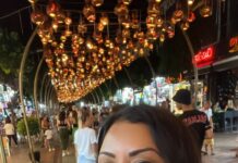 Maryam Zakaria Instagram - Dancing in middle of Alanya’s Bazaar 🤪💃😀 . . #dance #reels #bazaar #alanya #travels #turkey #vacationmode #traveldiaries #reelswithmz #maryamzakaria #publicdance