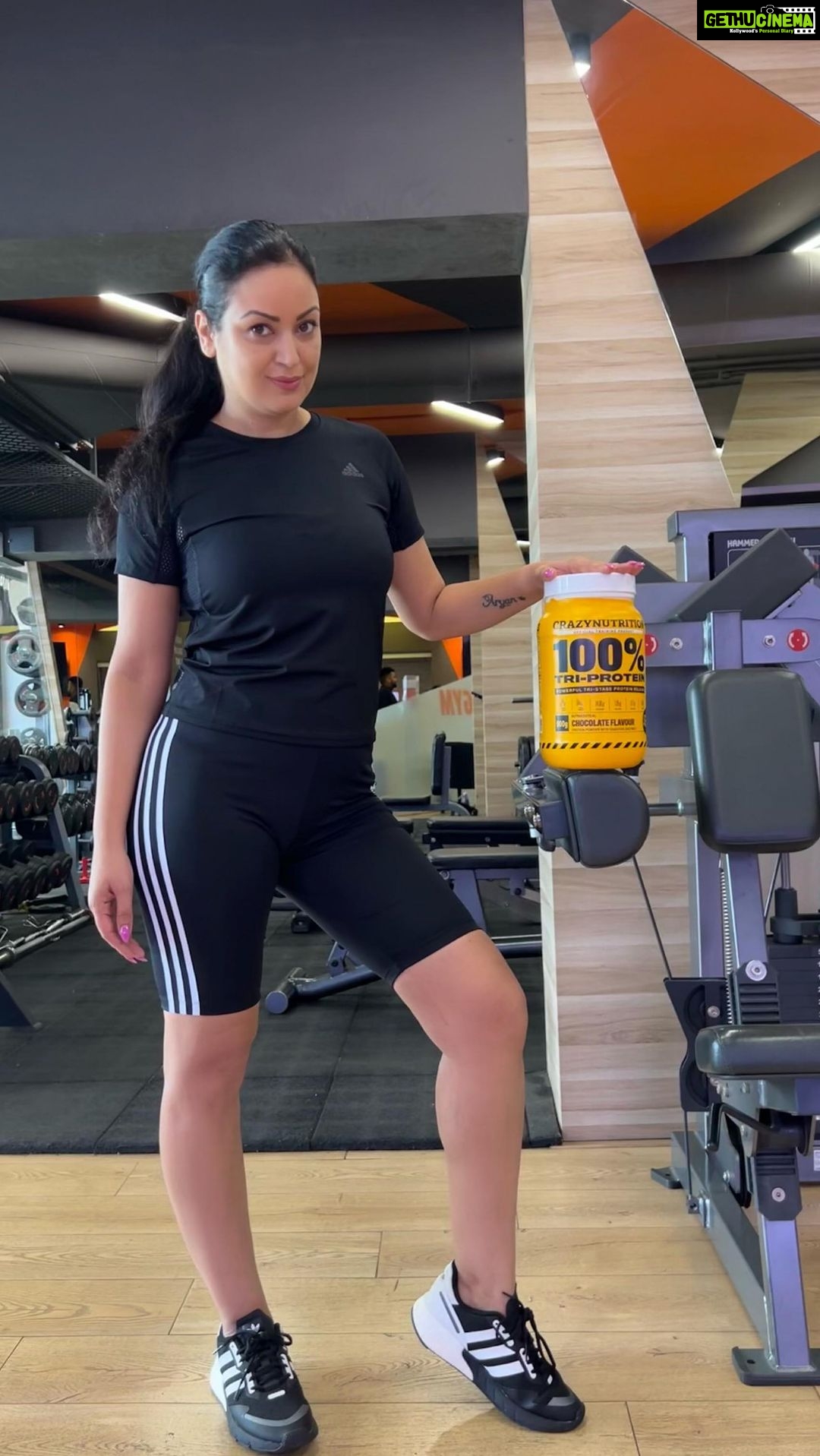 Maryam Zakaria Instagram - Getting all the nutrition with @crazynutritionofficial_in Avail special discounts on your STACKS using my *MARYAM10* Follow @crazynutritionofficial_in for more updates & exciting deals log on https://www.crazynutrition.in/ also LINK in BIO!!!! #fitness #nutrition #gainer #offers #nopainnogain #motivation #supplement #weightgain #kickstart #gymfreak #hustlehard #fitnessjourney #consistency #workoutessentials #crazynutrition #reelsinstagram #gym #adidas #ad