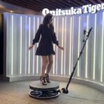 Maryam Zakaria Instagram - This was fun✨💖#360photobooth #onitsukatiger #videoshoot #reelsinstagram #reels #reelswithMZ #trend Palladium Mall Lower Parel
