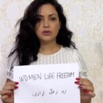 Maryam Zakaria Instagram – For Freedom برای آزادی ✊🙏🕊#mahsaamini #iran #womenlifefreedom #opiran 
Singer #shervinhajipour

#supportiran #beourvoice #iranprotests _آزادی #مهسا_امینی #baraye #barayeazadi #برای #برای_آزادی #freeiran