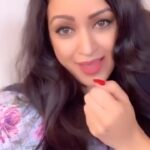 Maryam Zakaria Instagram - Monday mood ❤️💃🏻☺️ . . . #sareekefallsa #boywoodsong #dancemusic #expression #reels #reelsindia #trendingnow #bollywoodactress #influencer