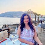 Maryam Zakaria Instagram - In love with this beautiful place 😍🏖 . . #traveldiaries #travelphotography #beautifuldestinations #turkey #alanya #maryamzakaria Alanya Аланья