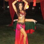 Maryam Zakaria Instagram - Time flies 🐍🔥#9yearsofbajateyraho #nagindance #bollywoodmovie #bollywoodsong #neverforget #beautifulmemories #eros #nagin #maryamzakaria