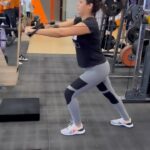 Maryam Zakaria Instagram - “Without commitment you'll never start. But more importantly without consistency you'll never finish” . . #truewords #commitment #workhard #quotes #workoutmotivation #weightlossjourney #weightlifting #gym #motivation #motivationreels #workoutreels #back #shoulder #fitness #fitnessreels #reelsindia #reelsinstagram #actress #influencer
