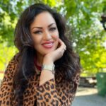 Maryam Zakaria Instagram - “Smiling is my favourite exercise” 😀 . . #smile #thinkpositive #quoteoftheday #stockholm #beautifulplace #picoftheday
