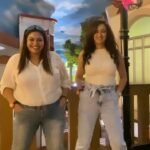 Maryam Zakaria Instagram - This trend was fun 🤩 🔥 @curvy_jaanvi_official . . #trendingsong #trendingreels #dance #reelsinstagram #reelsvideo #reelitfeelit #reelkarofeelkaro #fundance #happiness