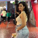 Maryam Zakaria Instagram - Be your own reason to smile 😃 . . #photography #photoshoot #kidzania #pose #outfitoftheday #style #fashion #instafashion #actress #bollywoodactress #influencer #maryamzakaria #galm #glamour #addidas #qoutesoftheday KidZania India