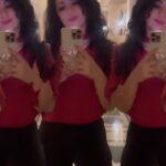 Maryam Zakaria Instagram - Me and many of me 😉✨ . . #trending #trendingreels #selfimirror #reels #filter #reelsinstagram #jaipur #traveldiary Shiv Vilas, Jaipur