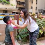 Maryam Zakaria Instagram - Happy Holi everyone ❤️ #happyholi #holi #reels Mumbai, Maharashtra