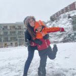 Maryam Zakaria Instagram - Aryan is super happy that is snowing in sweden 🙏❤️ . . #snow #winter #sweden #stockholm #traveldiaries #travelphotography #funtime #motherandson #actress #influencer Stockholm, Sweden
