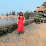 Maryam Zakaria Instagram - This song is super cute 😍 . . #reels #trending #dance #reelsinstagram #reelitfeelit #goa #vactionmode Goa