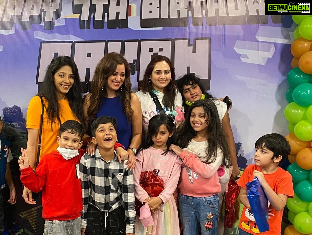 Maryam Zakaria Instagram - Thank you everyone for all your birthday wishes for @realaryanthakur ❤️ #aboutyeasterday #aryansbirthdayparty #minecraft #minecraftcake #birthdayparty #minecraftparty Mumbai, Maharashtra