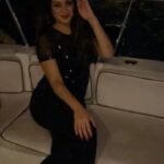 Maryam Zakaria Instagram - ❤️☺️😉 . . #reels #goa #slowmo #boat #reelsinstagram #trending #style #reelitfeelit Goa Panjim