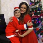 Maryam Zakaria Instagram - Christmas celebration…Santa & Santa’s mom 😀❤️#merrychristmas #funime #santa Mumbai, Maharashtra