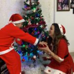 Maryam Zakaria Instagram - Christmas celebration…Santa & Santa’s mom 😀❤️#merrychristmas #funime #santa Mumbai, Maharashtra
