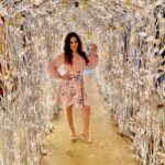 Maryam Zakaria Instagram - Lady in pink 💓 #aboutlastnight #pinkdress #funtime Mumbai, Maharashtra