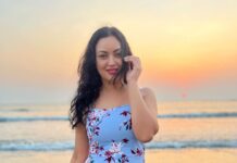 Maryam Zakaria Instagram - I am into sunset nowadays 😍🌞🏖 📍Morjim . . #beachphotography #travel #traveldiaries #travelphotography #goa #beach #vaction #maryamzakaria #summerdress #beachwear