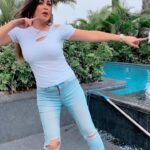 Maryam Zakaria Instagram - I wanna be me too ✌️❤️😀 . . #trending #song #reels #iwannabemetoo #reelsinstagram #reelitfeelit