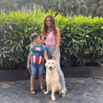 Maryam Zakaria Instagram - We have just reached in Pune and looking forward to celebrate Diwali with my family ❤️ . . #familytime #motherandson #puppy #puppylove #goldenretriever #boy #style #fashion #family #boyfashion #model #actress #influencer #maryamzakaria #pune Pune, Maharashtra