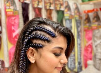 Meera Nandan Instagram - Voila! . #newhair #afro #afrohair #lovingit #positivevibes #globalvillage #happyme #instagood #thursday #dubai Global Village
