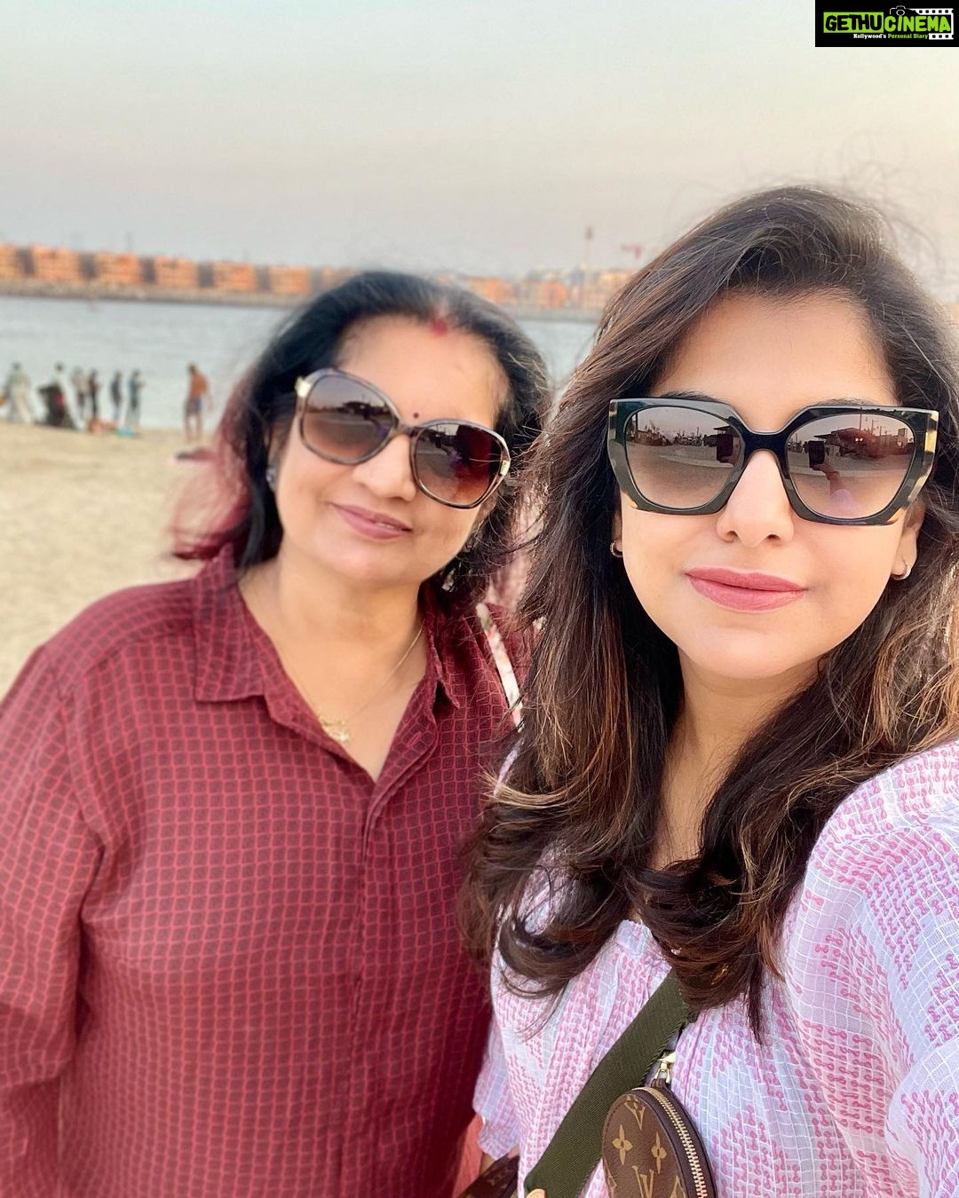 Meera Nandan Instagram - അമ്മ വന്നിട്ടുണ്ടേ 😍♥️ La Mer Dubai
