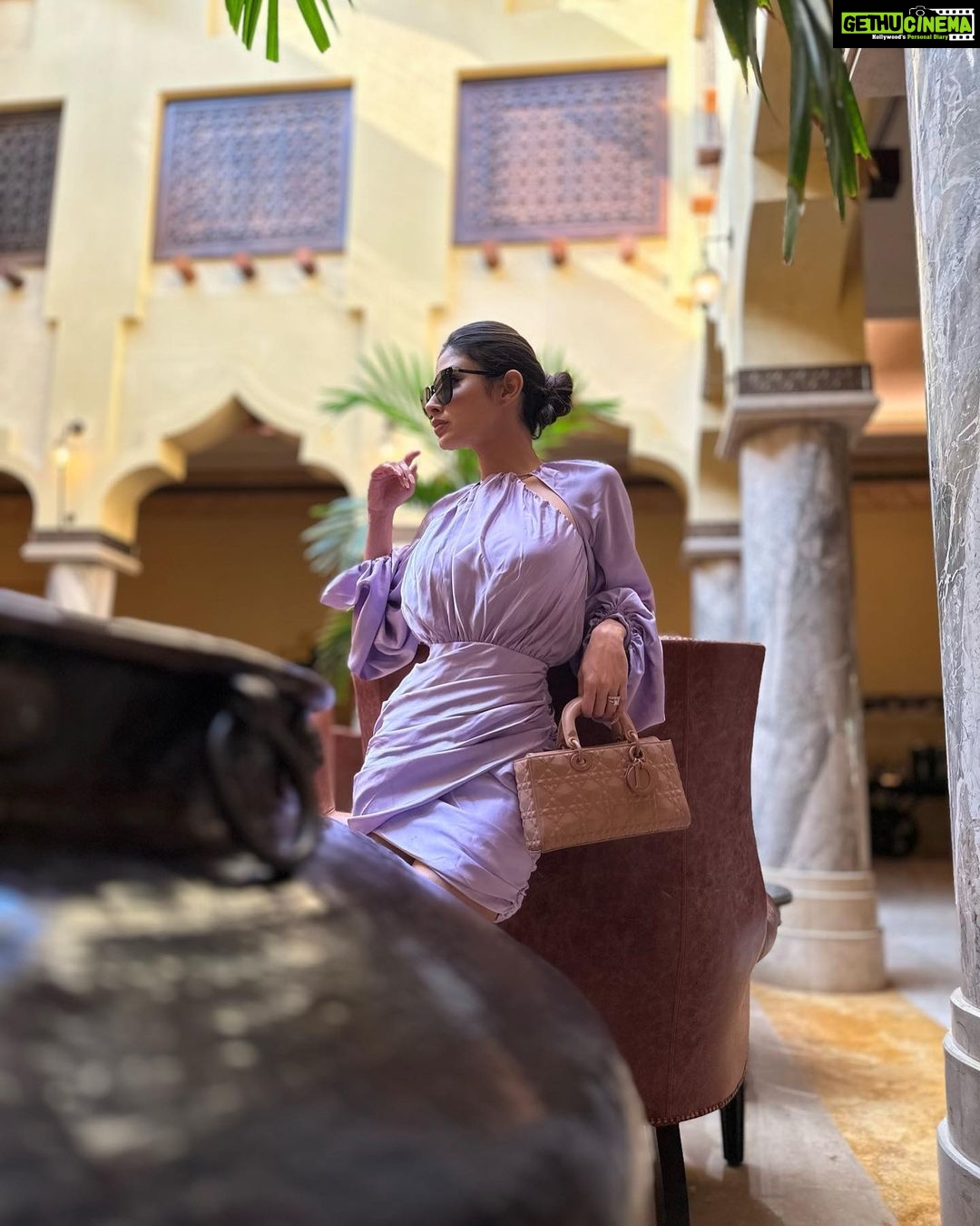 Mouni Roy Instagram - 💜 @ritzcarltonsharqvillagedoha @qatarairways #Qatar #FIFAWorldCup2022 #DohaDiaries #loveqatar