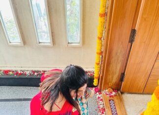 Naina Sarwar Instagram - #happyganeshchaturthi 🪷