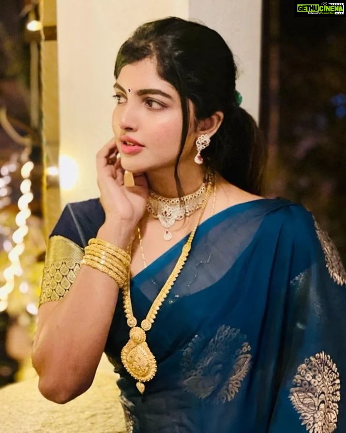 Naina Sarwar Instagram - Shubh Deepavali🪔