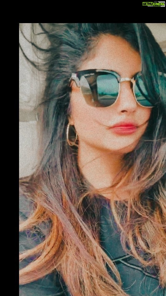 Naina Sarwar Instagram - Hair vibing wid song😉 #unstoppable