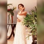 Naira Shah Instagram - Feel urself😍😌#white#pretty#september#redcarpetlook#nairashah🌟#2022#loveit# Bangalore, India