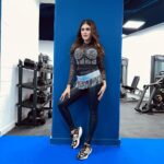 Naira Shah Instagram - Last eve was a party on the stage! Thank you @shajimulk and @t10league To make this happen!!! Love u guys #nairashah#2k22#abudabhi Hair by @rabihchallouf_official 👌🏻 Zayed Cricket Stadium, Abu Dhabi