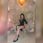 Naira Shah Instagram - Theme Egypt 😋! #goa#Egyptian#august#2k22#black#nairashah#hippiechic#