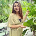 Nakshathra Nagesh Instagram - Through the husband’s eyes! (Phone) 🥳 #happy