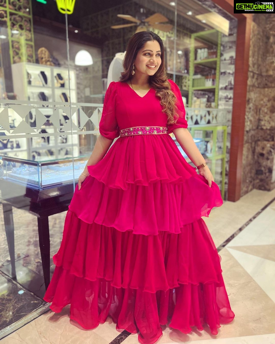 Nakshathra Nagesh Instagram - Thank you @mayon_by_subhathracouture for this beautiful dress. Absolutely in love with you new collection ❤️ check them out #instafam @mayon_by_subhathracouture