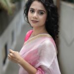 Namita Krishnamurthy Instagram - In bloom 🌼 Saree: @vrikshaadesigns Blouse: @prabhavofficial Styled by: @style.with.kr Location: @antispot.chennai Photography: @arul_anandphotography MUA: @makeupby_kiruthiga Hair: @hairstylist_rajee #sareenotsorry #ethnicchic #portraitphotography #saree #curlyhairdontcare #pinkaesthetic #browngirlmagic Anna Nagar