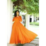 Namita Krishnamurthy Instagram - Like the mountains in springtime. 🌼 MUA: @makeoverbynandha Outfit: @izhaiindia Jewelry: @voylla Photography: @v13photography_ #indiansummer #ethnicwear #indianclothing #ootd #anarkalidress #curlyhair #naturalmakeup #mood #browngirlmagic #traditionalindian