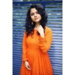 Namita Krishnamurthy Instagram - Like a night in the forest. 🍁 MUA: @makeoverbynandha Outfit: @izhaiindia Jewelry: @voylla Photography: @v13photography_ #curlyhair #ethnicwear #photoshoot #portrait #headshot #naturalmakeup #ootd #indiansummer #indianclothing