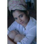 Namita Krishnamurthy Instagram - "My Solitude is my Treasure, the best thing I have. I hesitate to go out. If you opened the little gate, I would not hop away - but oh, how I sing in my gold cage." - A.S Byatt, from "Possession" pub. 1990 @kanmaniphotography 🌼 #moodygrams #mood #portrait #photoshoot #aesthetic #abstract