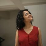 Namita Krishnamurthy Instagram - Things are looking up. @kanmaniphotography 🍁 #curlygirl #mood #ethnic #actorlife #portrait #photoshoot Chennai, India