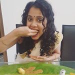 Namita Krishnamurthy Instagram - It was the best of times. It was the worst of times. Happy onam with home away from home. #happyonam #kerala #curlyhair #browngirlmagic Adyar, Indira Nagar