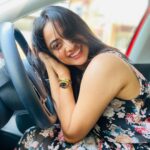 Namitha Pramod Instagram - Hello curves, stretch marks, wrinkles  and ingrown hair ❤️🙈 #slayallday