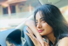 Namitha Pramod Instagram - Hello curves, stretch marks, wrinkles  and ingrown hair ❤️🙈 #slayallday