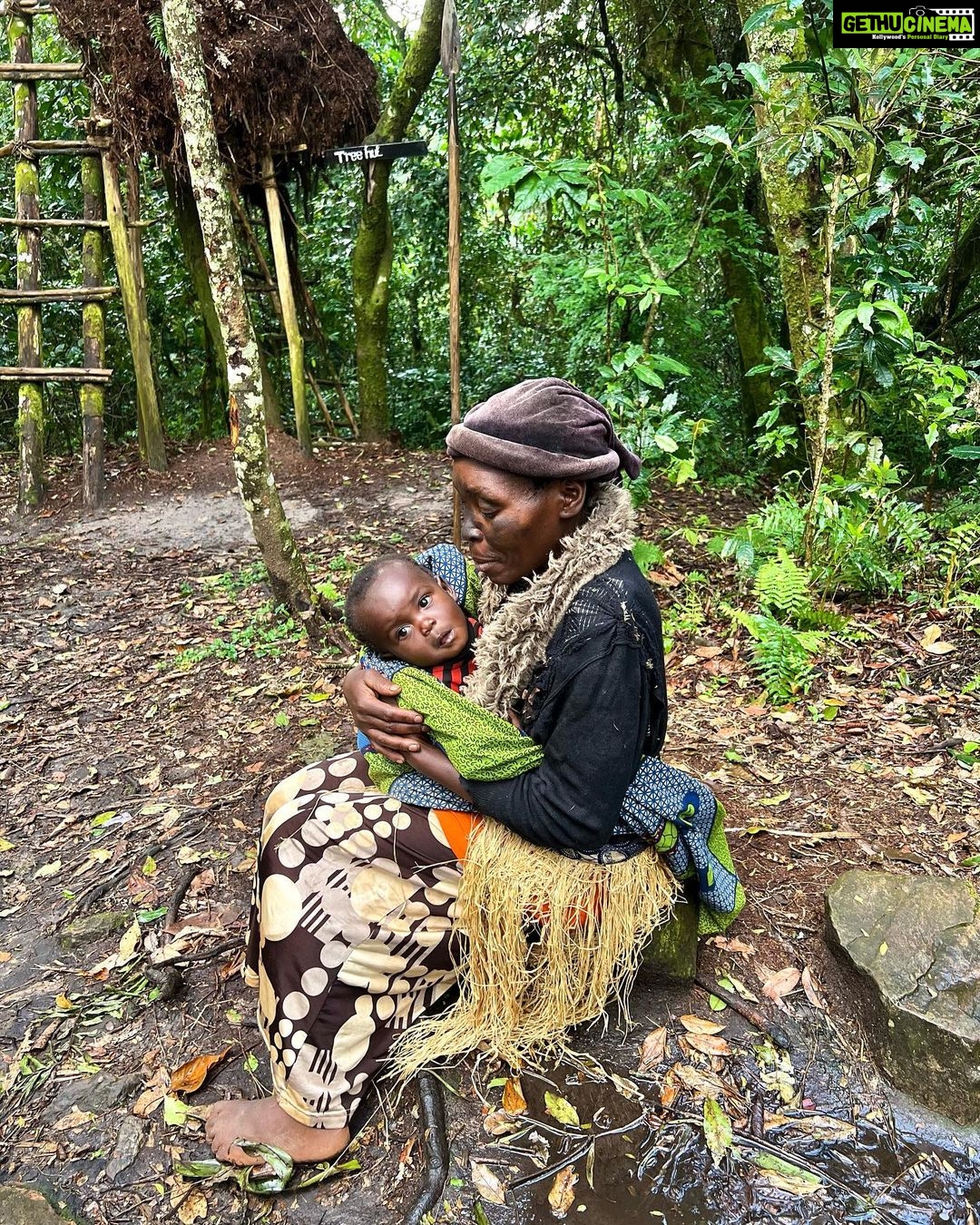 Nandita Das Instagram - One can’t be a traveller if one is not engaging with the people. With all that beauty of birds and animals, there are those who live on the margins, in poverty, despite the richness of resources. Those who have been ignored for centuries but survive due to their spirit. They dance and sing through it all. And how! Met some from the #batwapygmies community who shared their stories. I dances with them but my coaxing didn’t entice my little one! #uganda