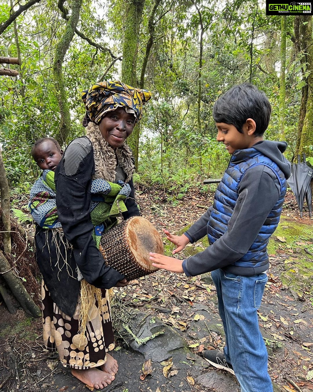 Nandita Das Instagram - One can’t be a traveller if one is not engaging with the people. With all that beauty of birds and animals, there are those who live on the margins, in poverty, despite the richness of resources. Those who have been ignored for centuries but survive due to their spirit. They dance and sing through it all. And how! Met some from the #batwapygmies community who shared their stories. I dances with them but my coaxing didn’t entice my little one! #uganda