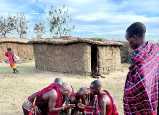 Nandita Das Instagram - While there were many more animals that we saw and captured, let me share some images of the time we spent with the #masai community. They showed us how to light fire with just two pieces of wood and how they dance and live in their small minimalistic mud houses. Different and yet not, from some of our rural communities. An experience to remember. East Africa