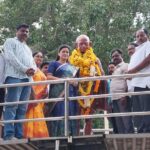 Navaneet Kaur Instagram - राष्ट्रपिता महात्मा गांधी व माजी पंतप्रधान लालबहादूर शास्त्री यांच्या जयंतीनिमित् वाहिली आदरांजली,स्थानिक जयस्तंभ चौकातील महात्मा गांधी यांच्या पुतळ्याला हारार्पण करून भावपुर्ण नमन केले