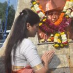 Navaneet Kaur Instagram - भारत के आजादी के लिए अपना सर्वस्व न्योछावर कर फांसी के फंदे को गले लगानेवाले अमर वीरशहीद भगतसिंहजी की आज जयंती, इस अवसर पर कोटी कोटी नमन...डॉ बाबासाहेब आंबेडकर चौक स्थित अमर शहीद भगतसिंहजी की प्रतिमा को माल्यार्पण कर अभिवादन किया