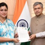 Navaneet Kaur Instagram - अमरावती - जबलपुर सुपरफास्ट एक्सप्रेस ट्रेन नम्बर 12159 के रूट को पूर्ववत करने के लिए माननीय केंद्रीय रेल मंत्री श्री अश्विनी वैष्णव जी को पत्र देकर मांग की