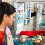 Navaneet Kaur Instagram - जिल्हा स्त्री रुग्णालय(डफरीन हॉस्पिटल)येथे नवजात शिशु कक्षात लागलेली आग ही शॉट सर्किटमुळे,या दुर्घटनेत कोणतीही जीवित हानी नाही,तातडीने रुग्णालयात धाव घेऊन परिस्थितीची माहिती घेतली,सर्व 27 शिशुना सुपर स्पेशालिटी मध्ये हलविण्यात आले असून,आता परिस्थिती आटोक्यात आहे